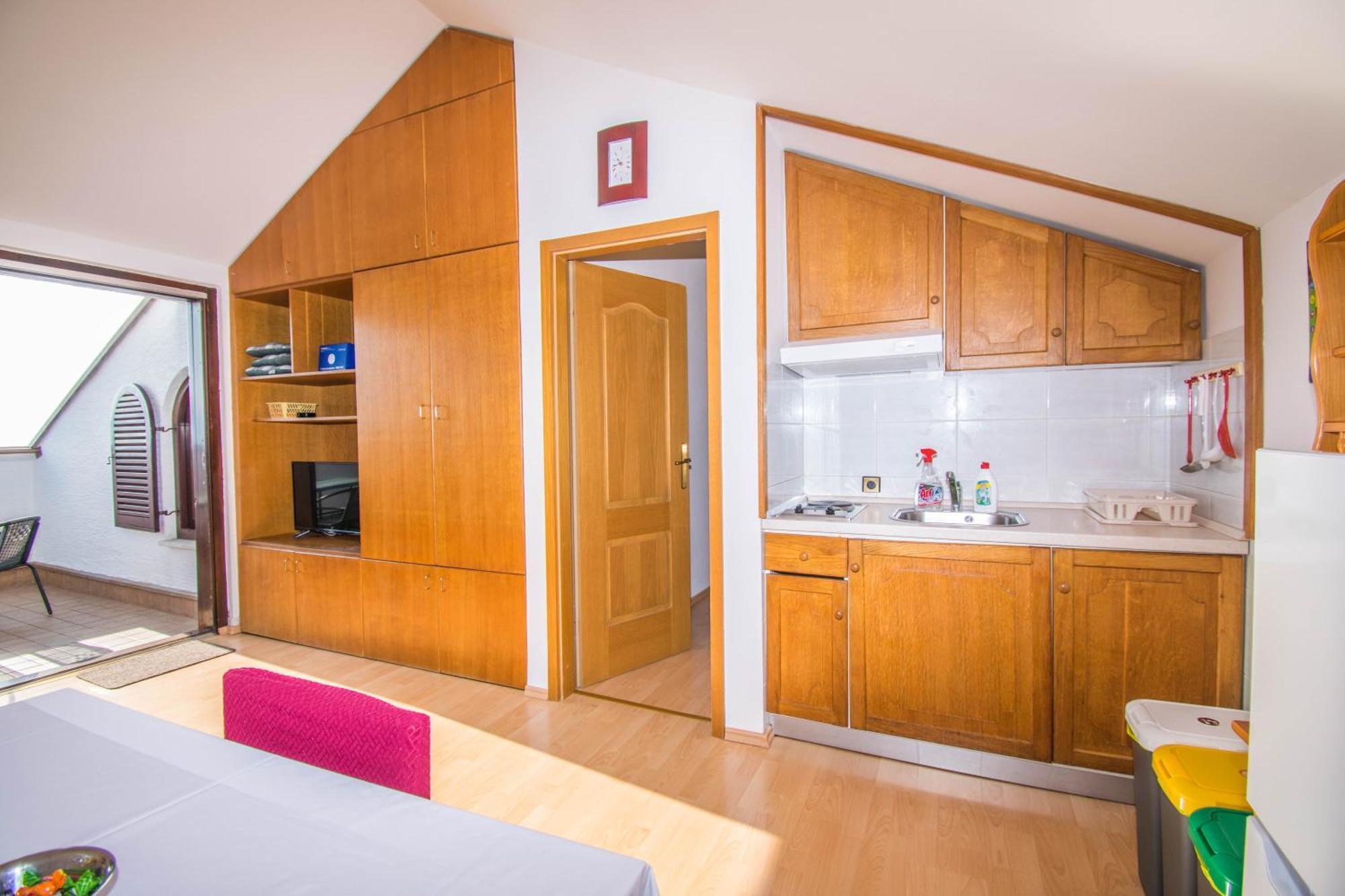 Apartments Punta & Vista In Krk Krk Town Exterior photo